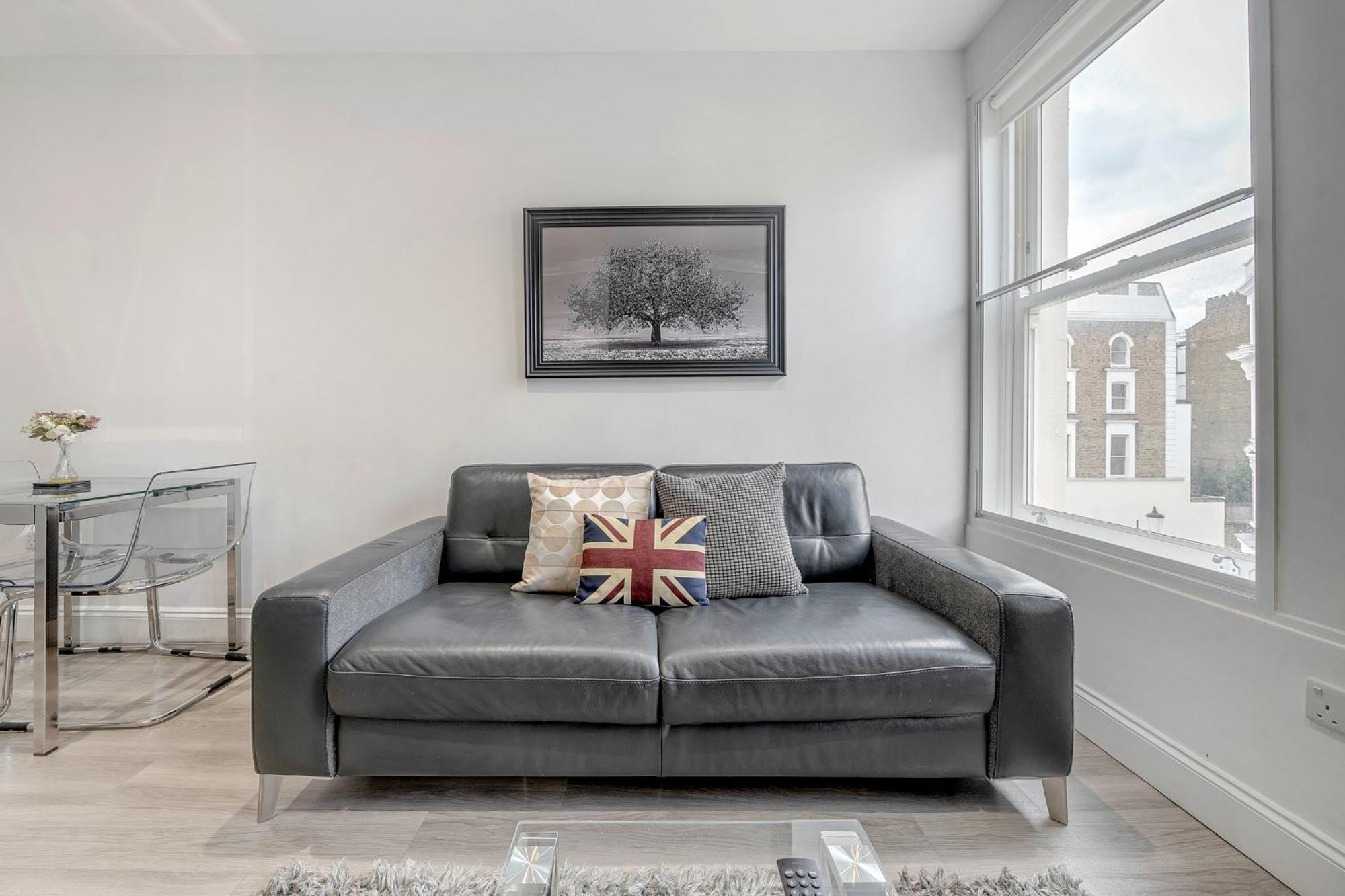 2-bed Notting Hill / Portobello Apartment *